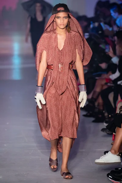 Look 49